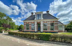Nice Home In Oudeschoot With Wifi
